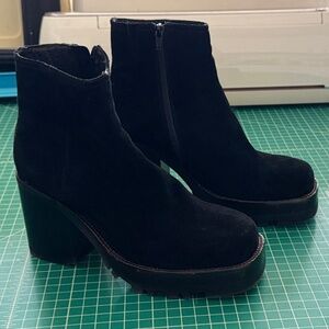 Jeffrey Campbell Black Suede Block Heel Platform Ankle Boots size 8.5/9